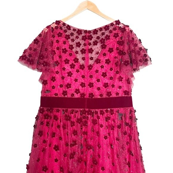 Mac Duggal Burgundy Floral Appliqué Flutter Sleeve Velvet Hem Midi Dress Size 16 - Picture 6 of 15